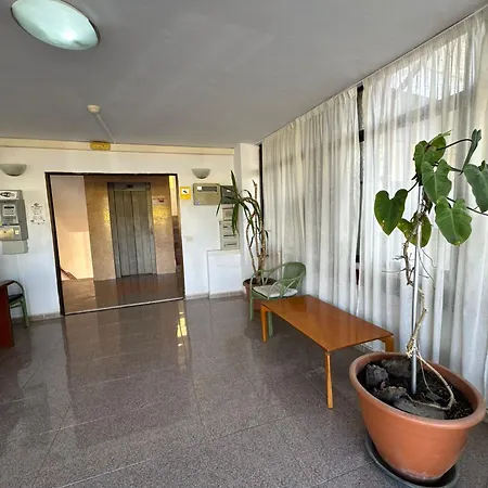 Casa Casey Juncos Ii Appartement