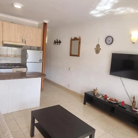 Casa Casey Juncos Ii Appartement
