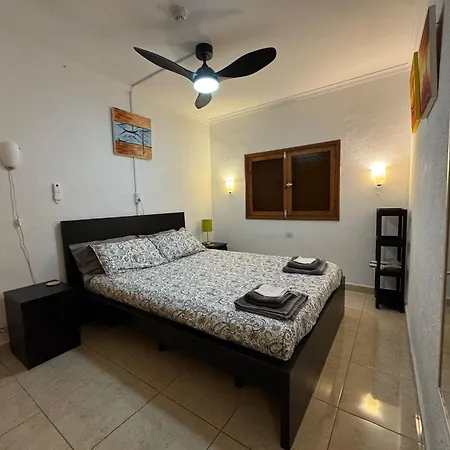 Casa Casey Juncos Ii Apartamento