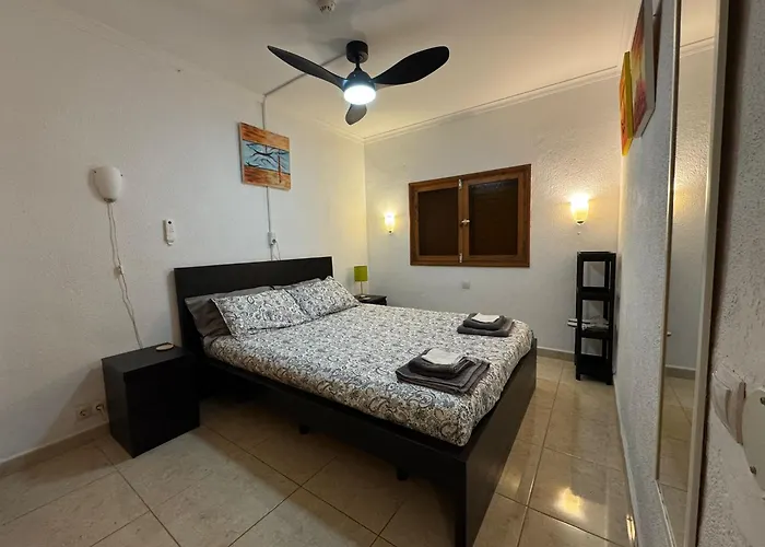 Casa Casey Juncos Ii Apartment